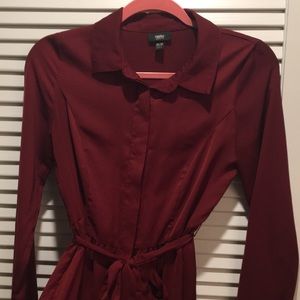 Long sleeve button up dress with belt!